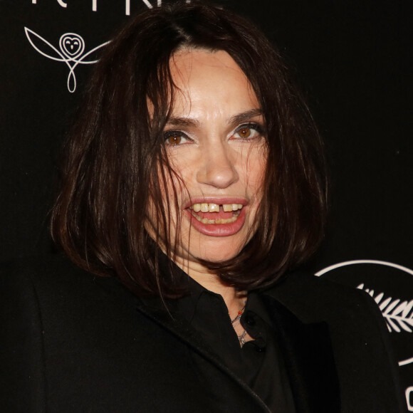 Béatrice Dalle - Photocall de la soirée Kering "Women In Motion Awards", Place de la Castre, lors du 72ème Festival International du Film de Cannes. © Denis Guignebourg / Bestimage 