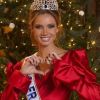 Amandine Petit (Miss France 2021) fête Noël