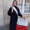 Amandine Petit (Miss France 2021) pose sur Instagram