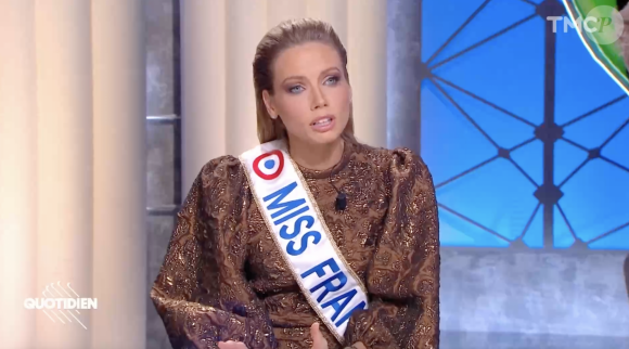 Amandine Petit (Miss France 2021) répond aux polémiques dans "Quotidien" sur TMC le 5 janvier 2021.