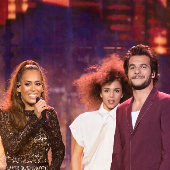 Amel Bent et Amir Haddad - Enregistrement de l'émission "Fête de la chanson française" à l'Olympia à Paris, qui sera diffusée le 9 janvier sur France 2. © Tiziano Da Silva - Cyril Moreau / Bestimage