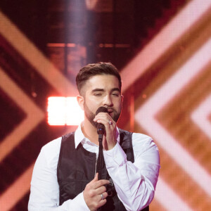 Kendji Girac - Enregistrement de l'émission "Fête de la chanson française" à l'Olympia à Paris, qui sera diffusée le 9 janvier sur France 2. © Tiziano Da Silva - Cyril Moreau / Bestimage