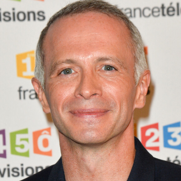 Samuel Étienne lors du photocall de la présentation de la nouvelle dynamique 17/18 de France Télévisions. Paris. © Guirec Coadic/Bestimage