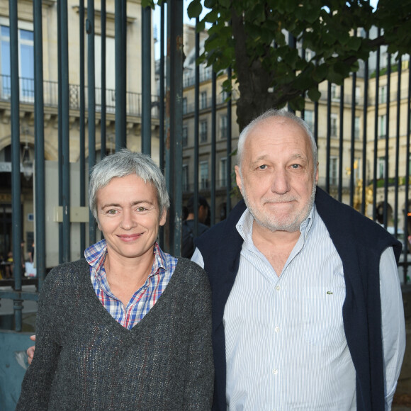 François Berléand et sa compagne Alexia Stresi - Soirée d'inauguration de la 35ème fête foraine des Tuileries au Jardin des Tuileries à Paris, le 22 juin 2018. © Coadic Guirec/Baldini/Bestimage