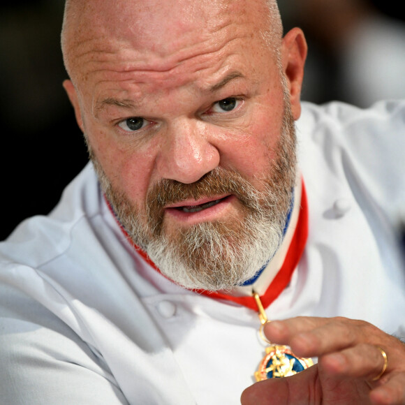 Exclusif - Philippe Etchebest préside le salon français de la restauration "Expotel" à Bordeaux. Il dirige aussi la journée des chefs et sa compétion regroupant 22 Etoiles sur l'évènement, le 25 Novembre 2019. © Patrick Bernard/ Bestimage
