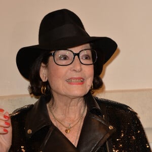 Nana Mouskouri lors du photocall du dernier défilé de mode Haute-Couture printemps-été 2020 "Jean-Paul Gaultier" au théâtre du Châtelet à Paris, France, le 22 janvier 2020. © Veeren-Clovis/Bestimage