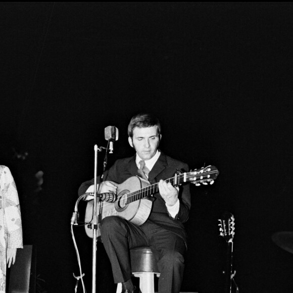 Archives - Nana Mouskouri en concert à Cannes.