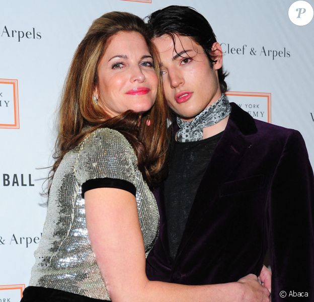 Stephanie Seymour A Jamais Attristee Mort De Son Fils Harry A 24 Ans Purepeople