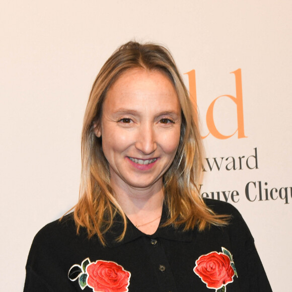 Semi-exclusif - Audrey Lamy enceinte - Remise des Bold Woman Awards by Veuve Clicquot au 3 Mazarine à Paris le 14 novembre 2019. © Coadic Guirec/Bestimage 