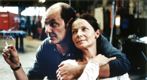 Jean-Pierre Bacri et Dominique Reymond dans le film "Adieu Gary", en 2009.