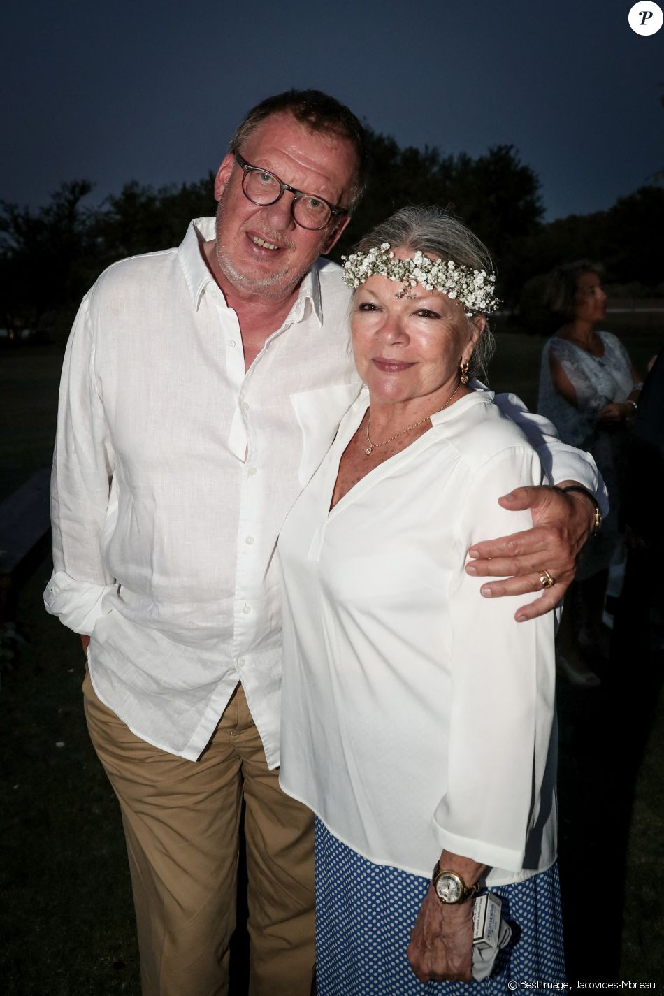 Films Et Séries Tv Avec Maurice Vaudaux Exclusif - Maurice Vaudaux et sa femme Catherine Allégret - Cérémonie  religieuse - Mariage de Benjamin Castaldi et Aurore Aleman au Mas de La  Rose à Eygalières, - Purepeople