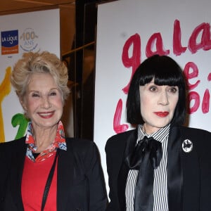 Danièle Gilbert et Chantal Thomass - 27ème Gala de l'Espoir de la Ligue contre le cancer au Théâtre des Champs-Elysées à Paris, le 22 octobre 2019. © Giancarlo Gorassini/Bestimage 