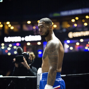 Tony Yoka ( poids Lourds ) - Tony Yoka remporte son combat de boxe contre Johann Duhaupas dans la catégorie poids lourds dès le premier round à Paris La Défense Arena le 25 septembre 2020. © JB Autissier / Panoramic / Bestimage