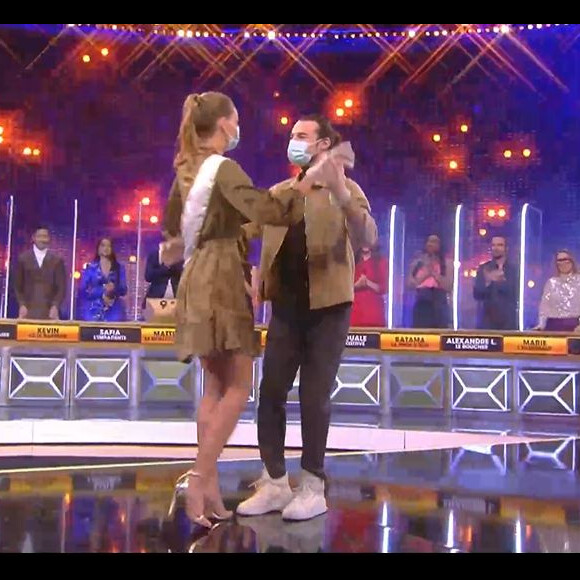 Amandine Petit danse une salsa avec Anthony Colette dans "A prendre ou à laisser", le 24 janvier 2021, sur C8