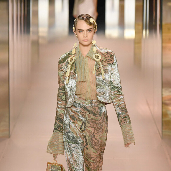 Cara Delevingne - Défilé Haute Couture Fendi collection printemps / été 2021 à Paris le 27 janvier 2021.