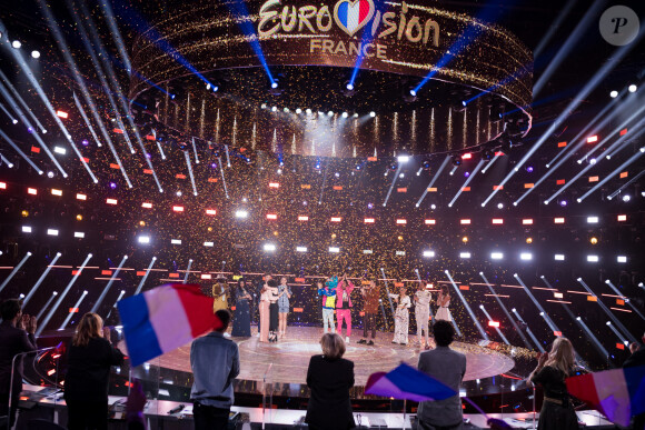 Exclusif - Juliette Moraine, Céphaz, Amui, Barbara Pravi ( qui sera la candidate française à l'Eurovision) , Pony x, Casanova, LMK, 21 juin - Émission "Eurovision France, c'est vous qui décidez" sur France 2 en direct du Studio 128 à la Plaine Saint-Denis le 30 janvier 2021. © Tiziano da Silva / Pierre Perusseau / Bestimage no web pour Belgique et Suiss