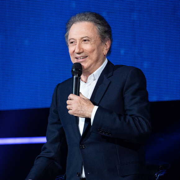 Exclusif - Michel Drucker - Enregistrement de l'émission "Le grand show de l'humour - Les 50 comiques préférés des français 2020" au Palais des Sports de Paris © Cyril Moreau / Bestimage