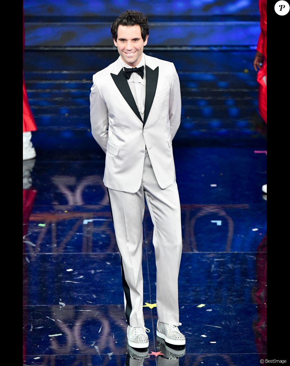 Mika en concert lors de la 70ème édition du festival de Sanremo, le 6 février 2020.