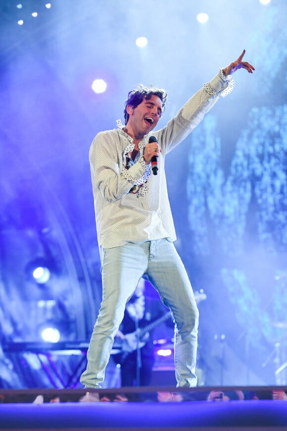 Mika en concert lors de la 70ème édition du festival de Sanremo, le 6 février 2020. 