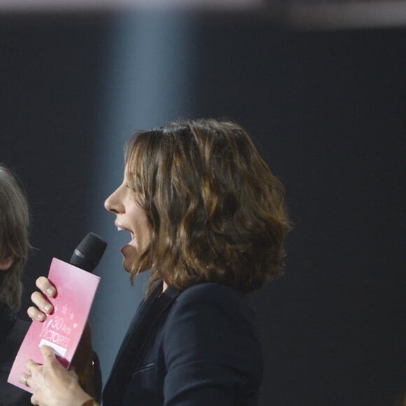 Jean-Louis Aubert et Virginie Guilhaume - Soirée des 30e Victoires de la Musique au Zénith de Paris, le 13 février 2015.