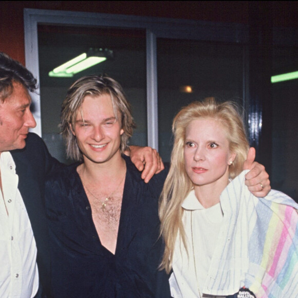 Johnny, Sylvie Vartan et leur fils David Hallyday en 1991.