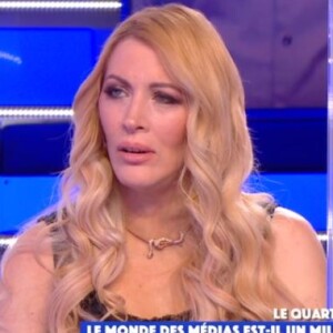 Loana dans "Touche pas à mon poste" sur C8, le 9 février 2021.