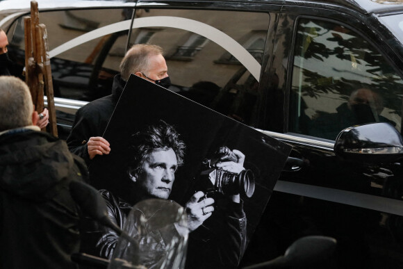 Sorties - Obsèques du photographe Richard Aujard en l'église Notre Dame de La Croix, place de Ménilmontant, à Paris le 12 février 2021.