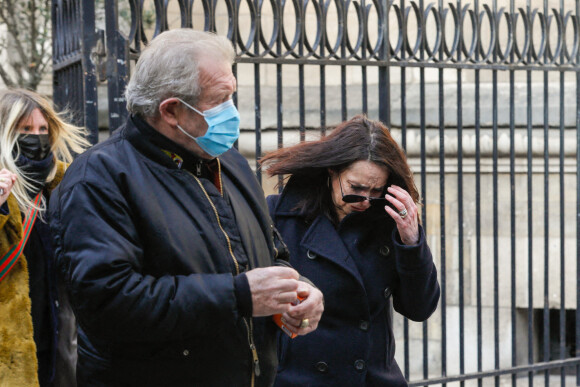 Béatrice Dalle - Sorties - Obsèques du photographe Richard Aujard en l'église Notre Dame de La Croix, place de Ménilmontant, à Paris le 12 février 2021.