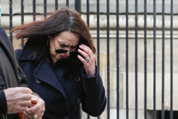 Béatrice Dalle - Sorties - Obsèques du photographe Richard Aujard en l'église Notre Dame de La Croix, place de Ménilmontant, à Paris le 12 février 2021.