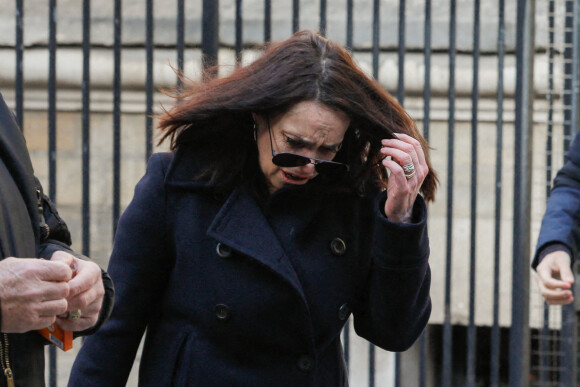 Béatrice Dalle - Sorties - Obsèques du photographe Richard Aujard en l'église Notre Dame de La Croix, place de Ménilmontant, à Paris le 12 février 2021.