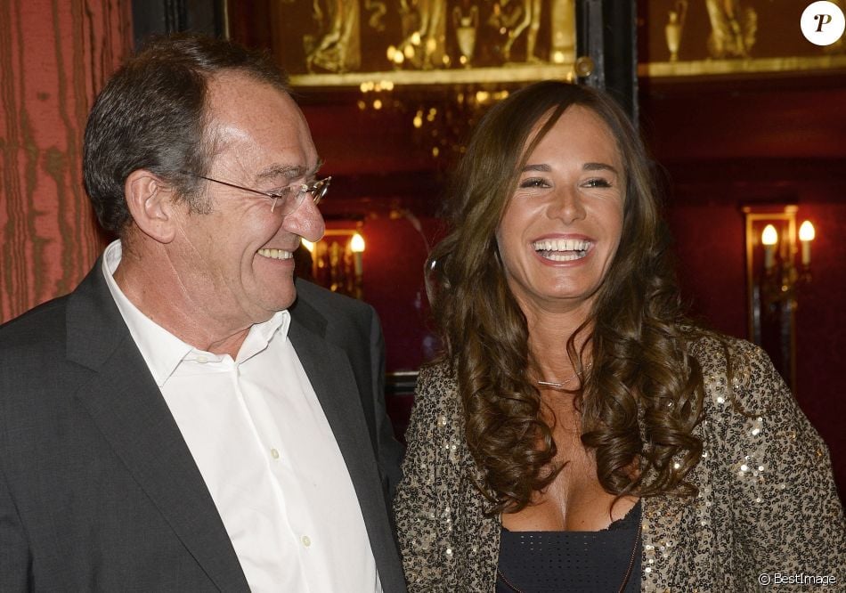 Jean-Pierre Pernaut et sa femme Nathalie Marquay - Soirée pour la pièce de théâtre "Piège à Matignon" au Théâtre des Variétés à Paris. Le 7 mars 2015