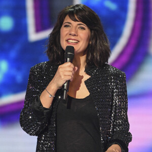 Exclusif - Estelle Denis - Enregistrement de l'émission "Les 40 ans du Disco" au Palais des Sports de Paris le 28 mars 2017. L'émission sera diffusée sur C8 le mercredi 29 mars 2017. © Pierre Perusseau/Bestimage
