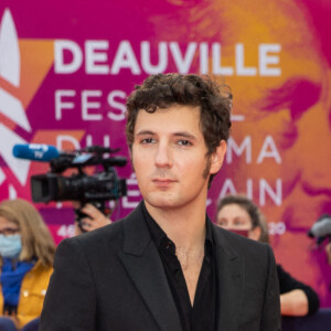 Vincent Lacoste - Red carpet de la cérémonie d'ouverture du 46ème Festival du Cinéma Américain de Deauville. Le 4 septembre 2020 © Oliver Borde / Bestimage 