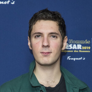 Vincent Lacoste au photocall du "Déjeuner des Nommés César 2019" au restaurant le Fouquet's à Paris, France, le 3 février 2019. © Olivier Borde/Bestimage 