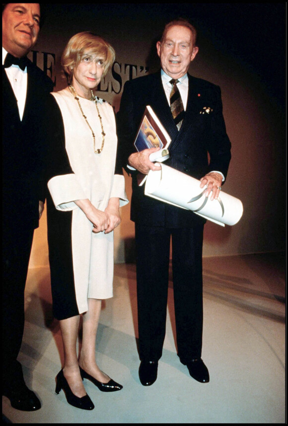 Françoise Sagan et Charles Trenet - 8e édition de la cérémonie des Prix The Best. Paris.