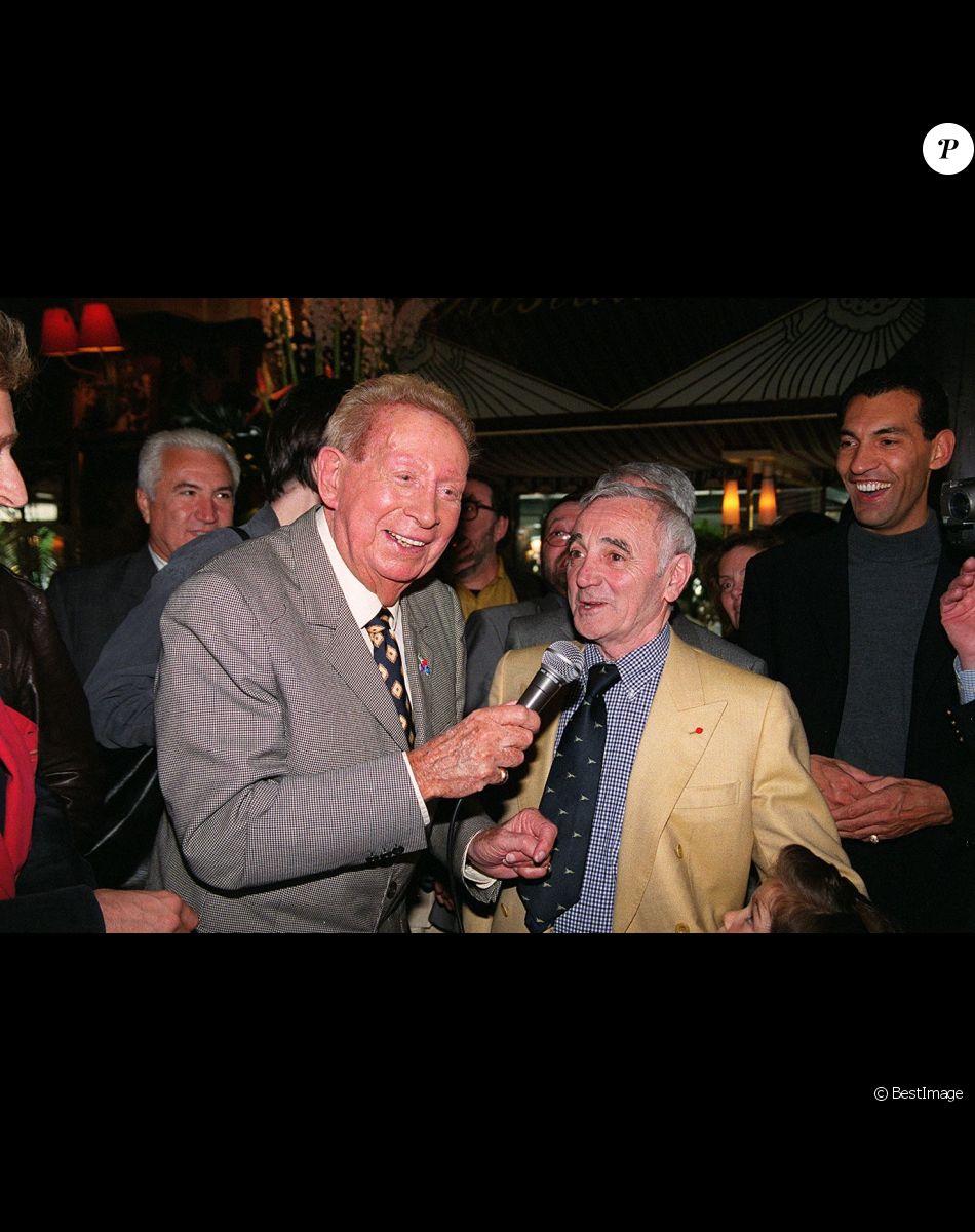 Charles Trenet à l'anniversaire de Charles Aznavour. Paris.