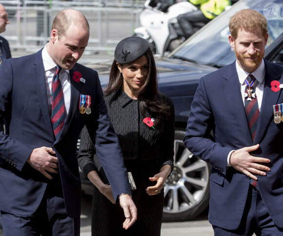 Le prince William, duc de Cambridge, Meghan Markle et le prince Harry à leur arrivée à l'abbaye de Westminster pour le service commémoratif de L'ANZAC Day à Londres. Le 25 avril 2018.