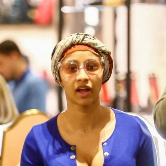 Exclusif - Cardi B fait ses achats de Noël à Miami le 22 décembre 2019.