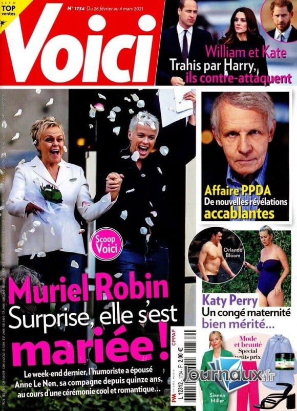 Le mariage de Muriel Robin et Anne Le Nen annoncé par le magazine "Voici" du 26 février 2021.