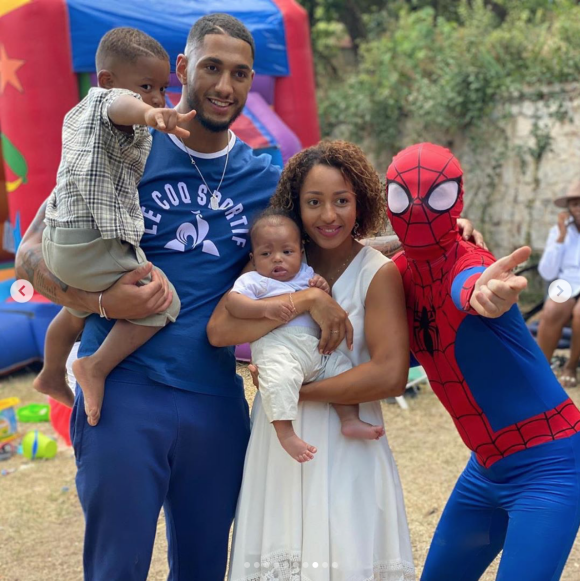 Estelle Mossely et Tony Yoka à la fête d'anniversaire de leur fils aîné Ali, qui a eu 2 ans. Août 2020.