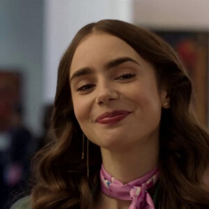 Lily Collins dans la Netflix "Emily in Paris"