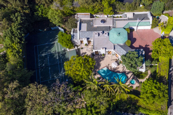 Lily Collins a vendu sa maison de Beverly Hills pour 13,5 millions de dollars