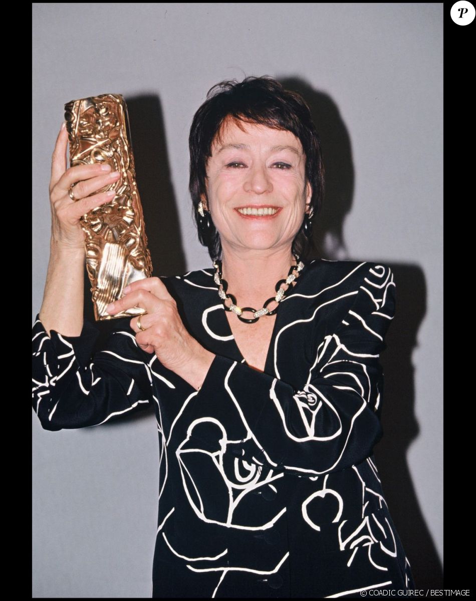 Annie Girardot, césar du meilleur second rôle pour Les Misérables de Claude Lelouch, le 3 mars 1996