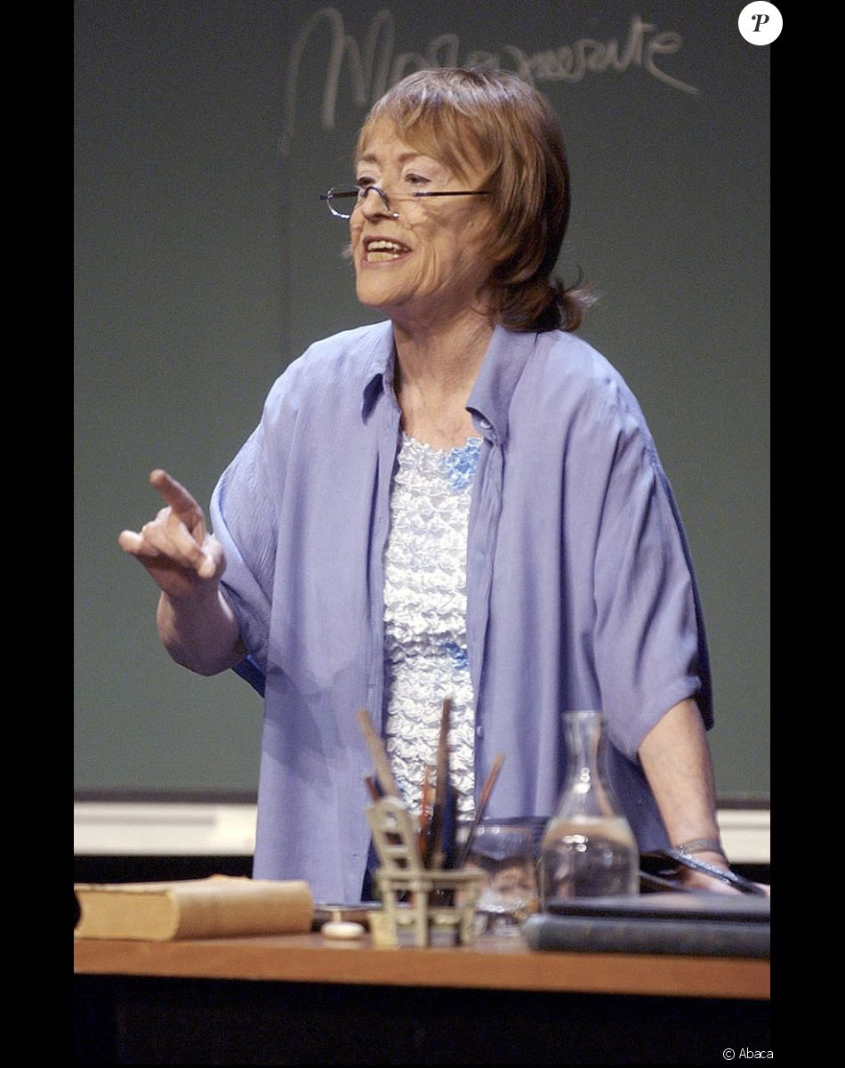 Annie Girardot jouant la pièce Madame Marguerite en 2003