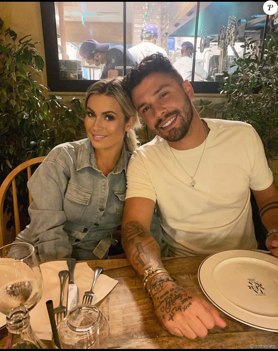 Carla Moreau est accusée d'avoir fait de la sorcellerie à ses camarades des "Marseillais", notamment sa meilleure amie Maeva Ghennam. Son amoureux Kevin Guedj s'exprime.