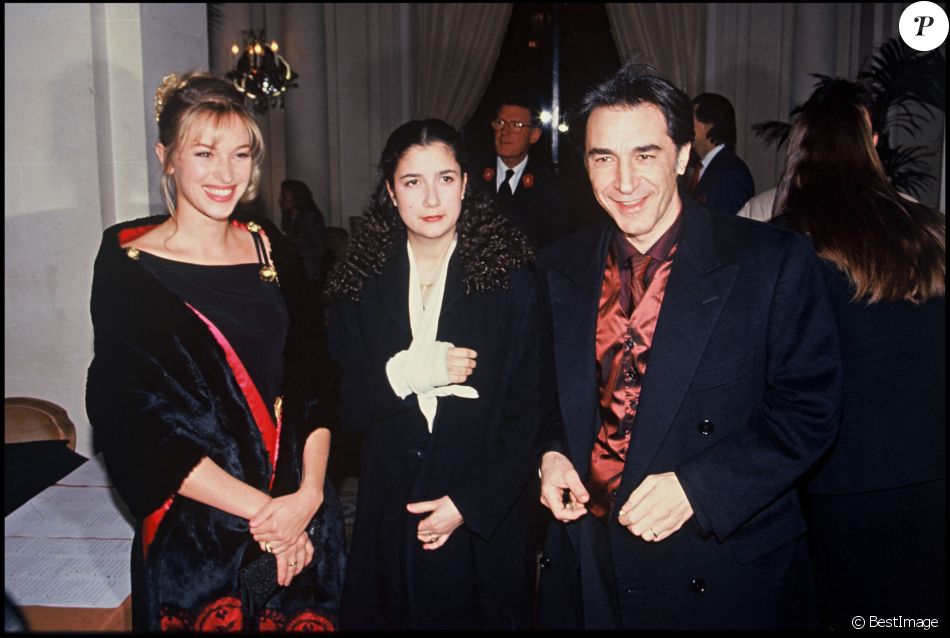 Richard Berry, sa femme Jessica Ford et sa fille Coline aux César en 1993.