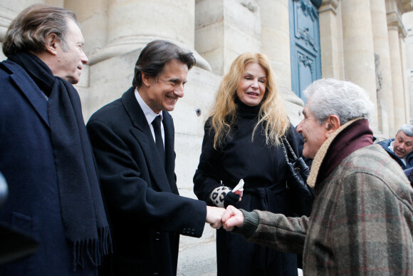 Daniel Russo, Vincent Perrot, Cyrielle Clair et Claude Lelouch - Sorties de la messe hommage à Rémy Julienne en l'église Saint-Roch à Paris le 5 mars 2021.