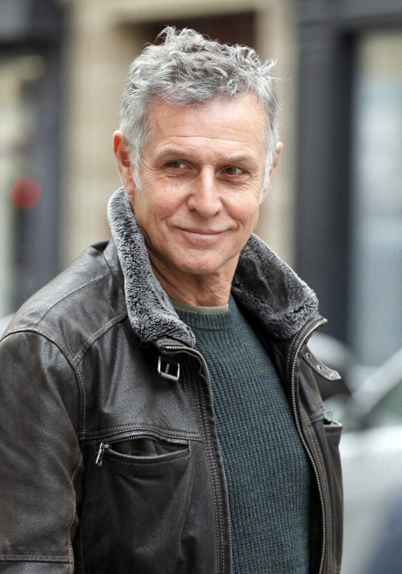 Pierre Deny - Arrivées à la messe hommage à Rémy Julienne en l'église Saint-Roch à Paris le 5 mars 2021.  