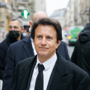 Vincent Perrot - Arrivées à la messe hommage à Rémy Julienne en l'église Saint-Roch à Paris le 5 mars 2021.