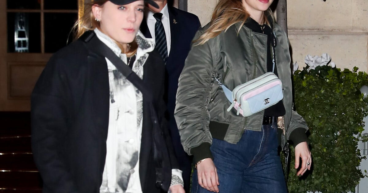 Photo Angèle En Couple: Angèle Et Marie Papillon – GQUGX